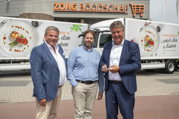 Nieuwe vrachtwagens voor Zorgboodschap